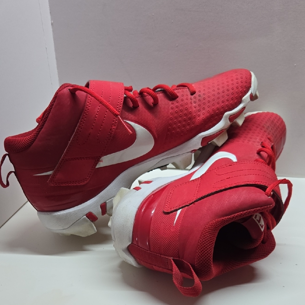 Nike Force Trout 7 Baseball Cleats, University Red & White, Size 9